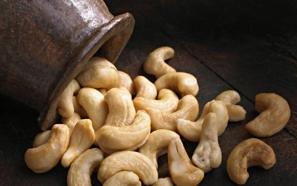 Cashews